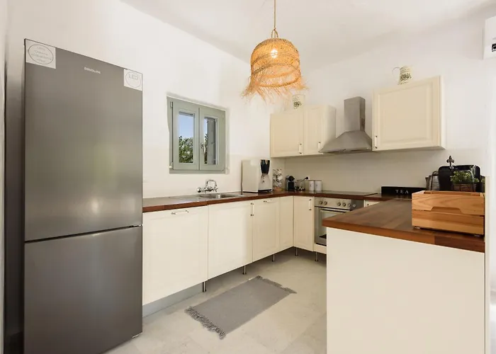 Дом отдыха Sun Drop Ii With Mini Pool - Paros