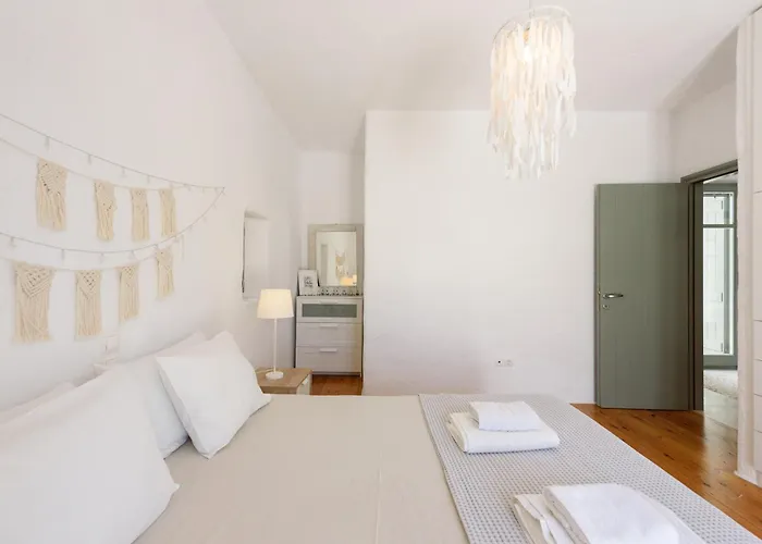 Sun Drop Ii With Mini Pool - Paros